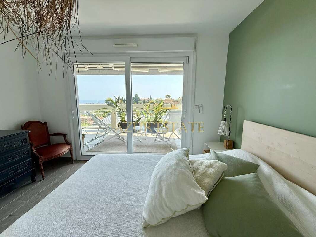 Roquebrune-cap-martin : 3 pièces avec terrasse et parking - photo 8