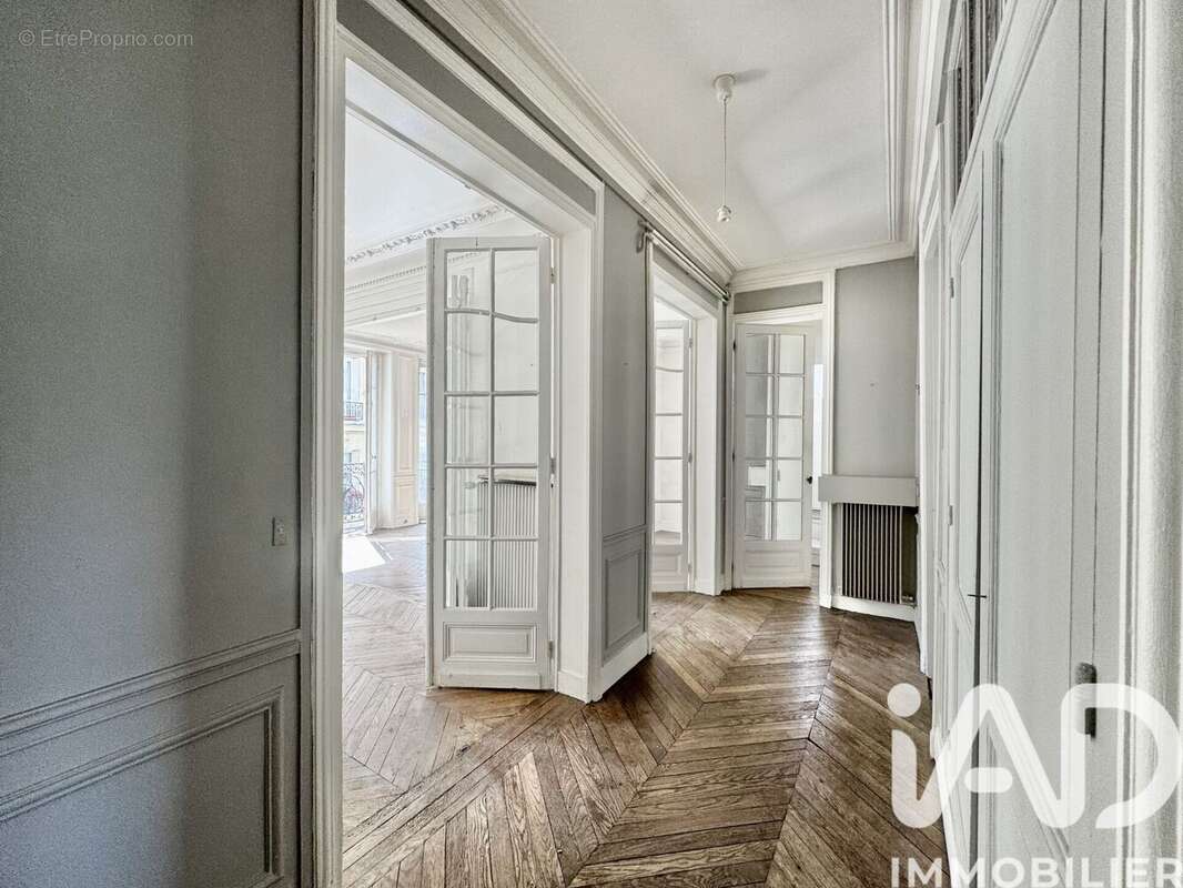 Photo 2 - Appartement à PARIS-17E