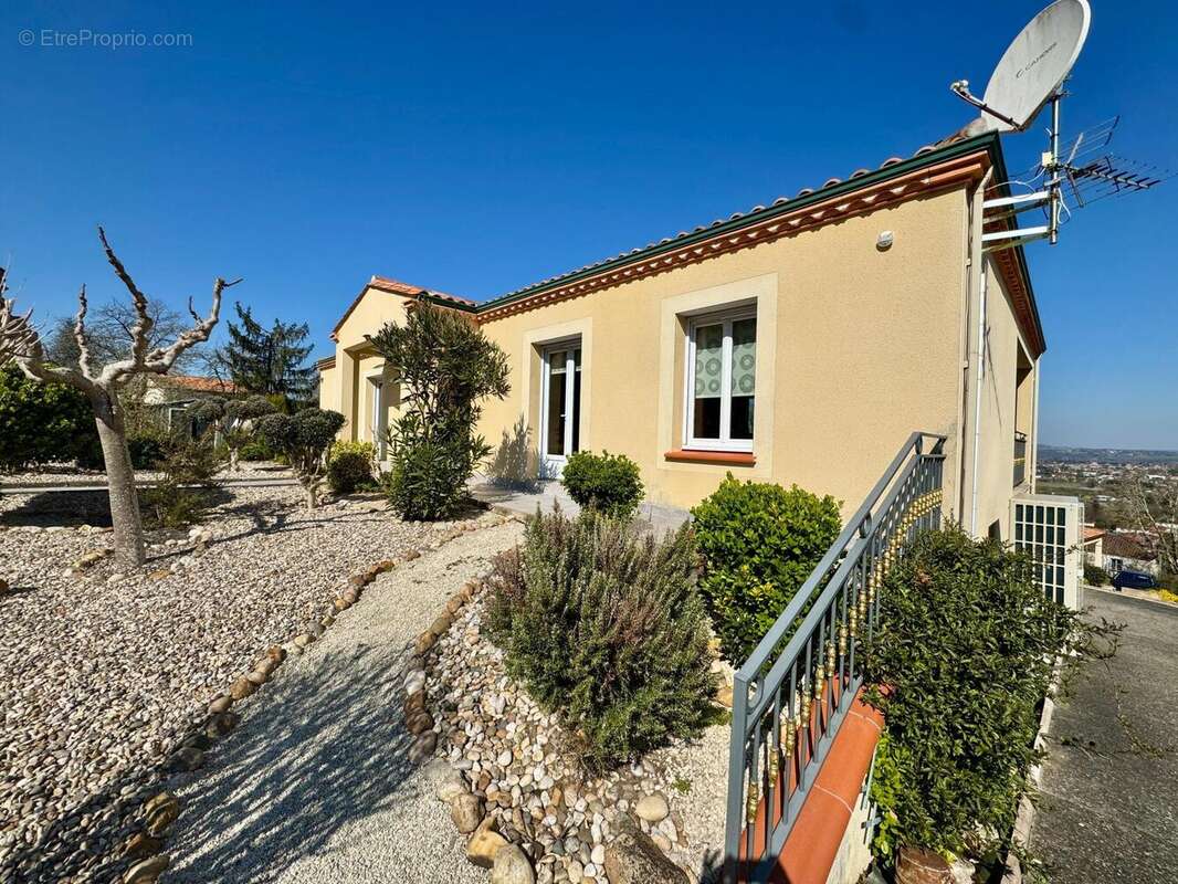 Photo 2 - Maison à PUJOLS