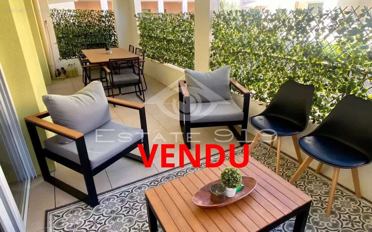 Appartement à ROQUEFORT-LES-PINS