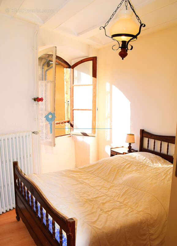 Maison à PRADELLES
