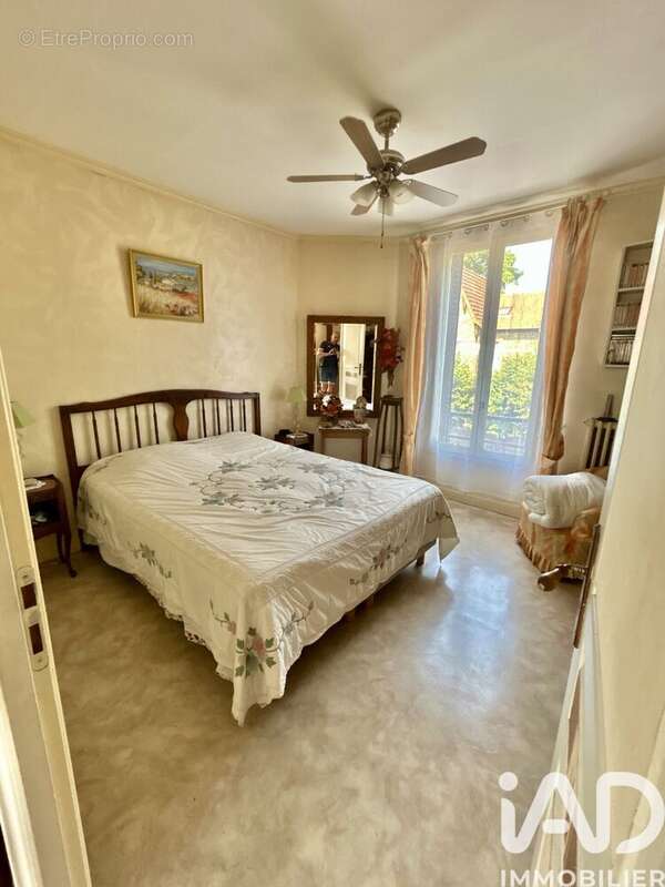 Photo 6 - Maison à LIVRY-GARGAN