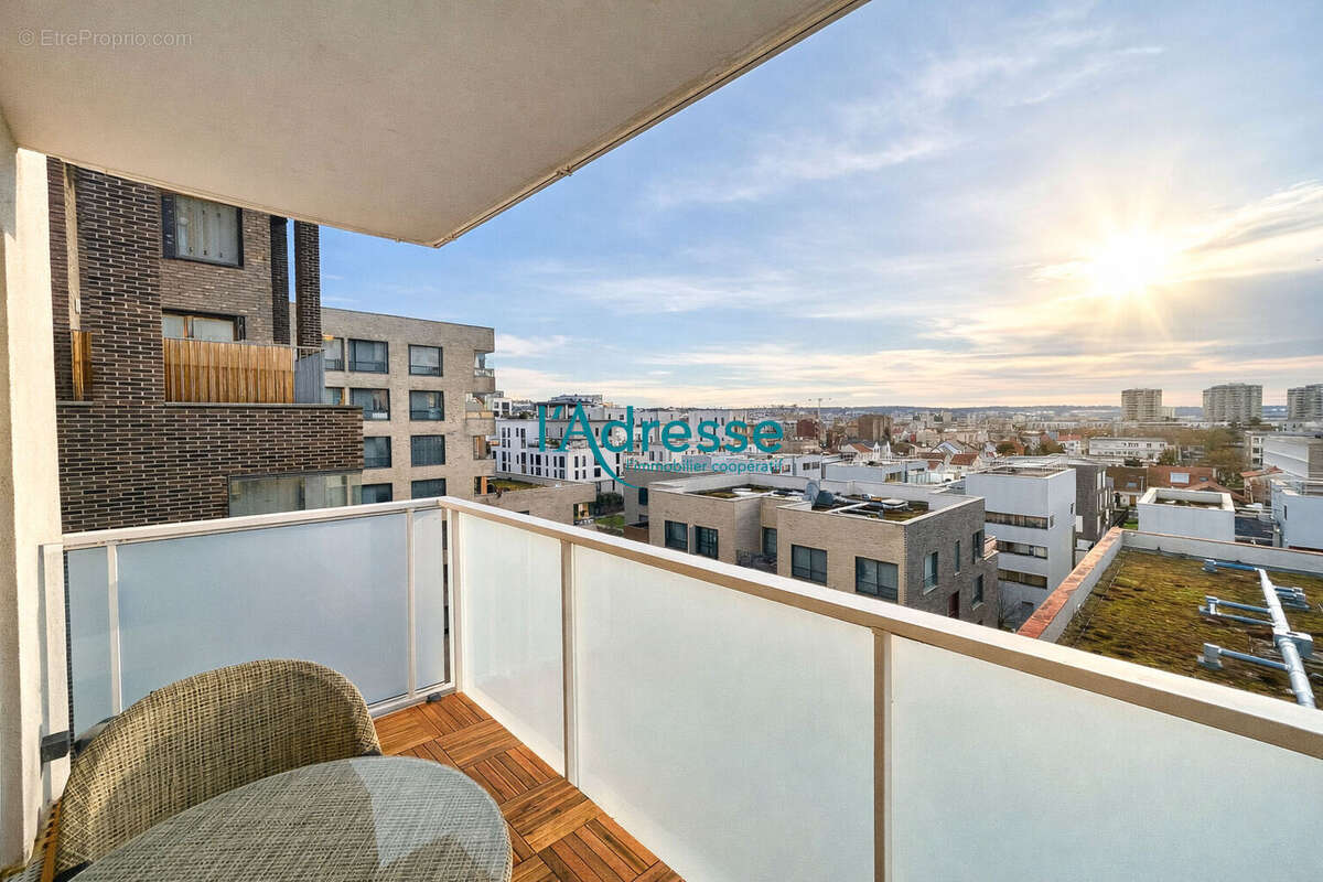 Appartement à NANTERRE