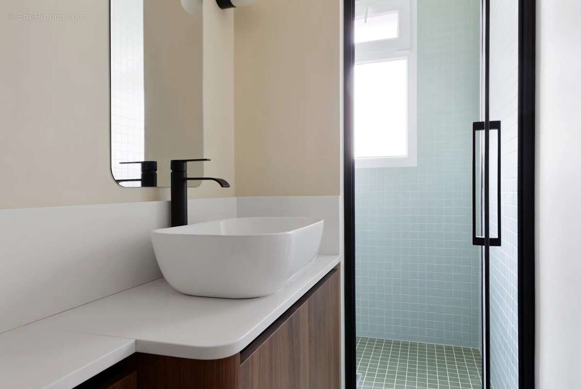 Appartement 2 pièces - rénové par architecte - photo 8
