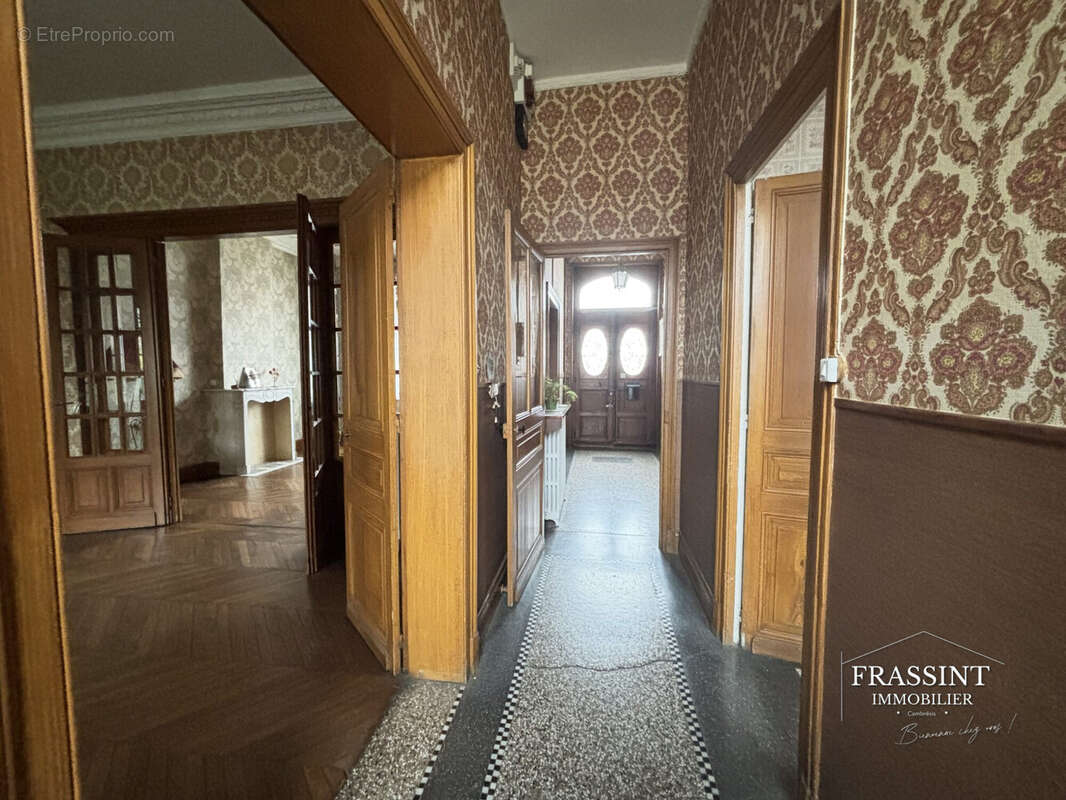 Maison 204 m² à Cambrai  - photo 5