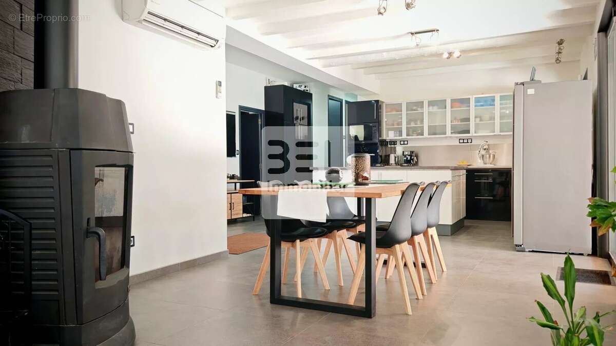 Maison à GOUDARGUES