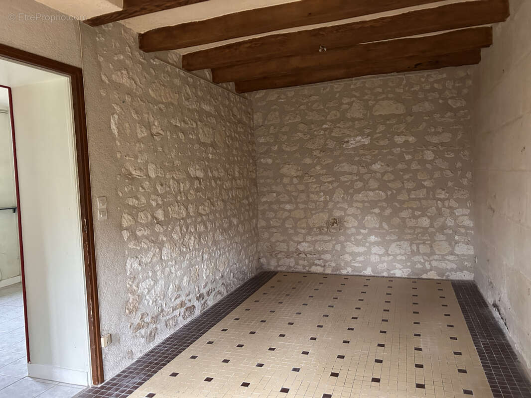 Maison à VERNEUIL-SUR-INDRE