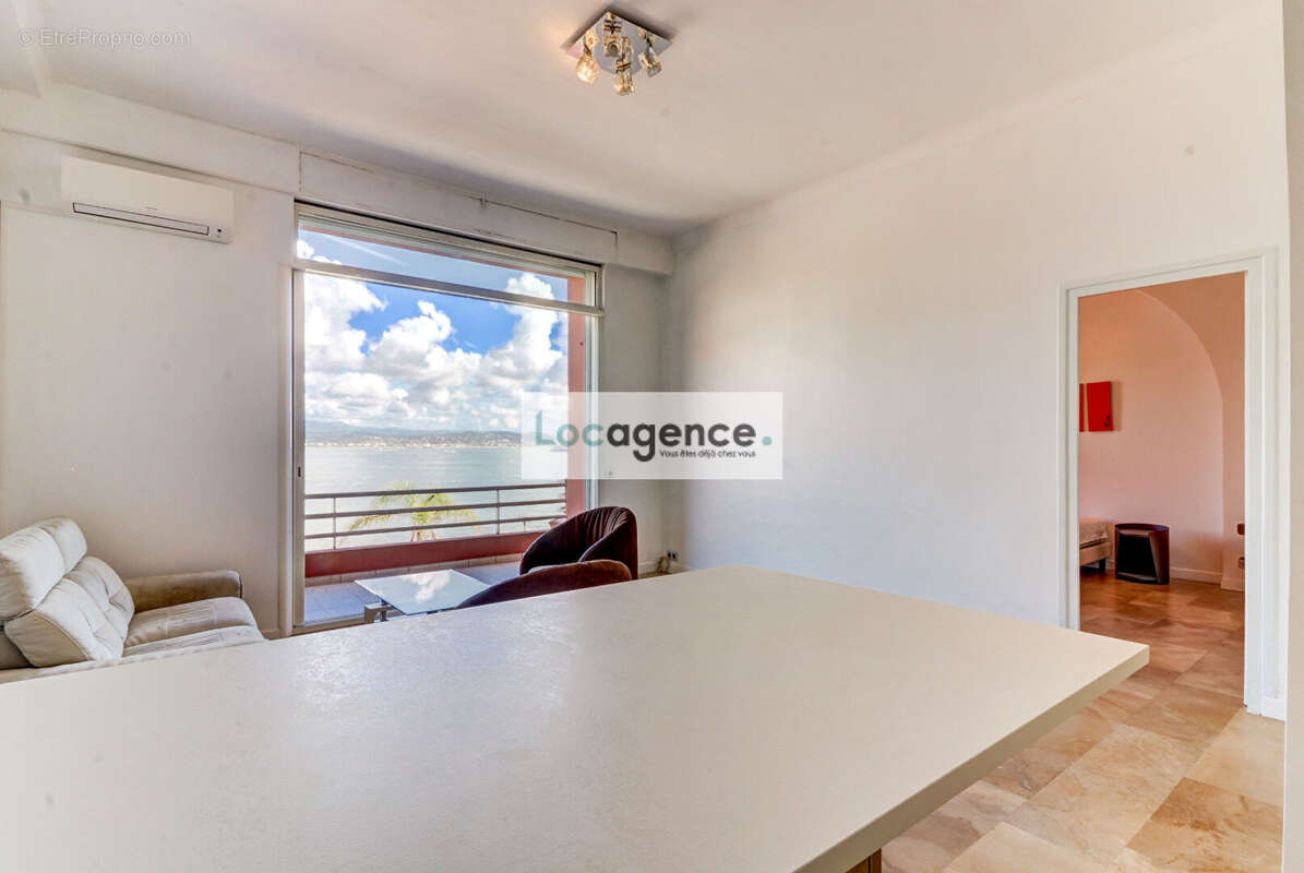 Appartement à THEOULE-SUR-MER