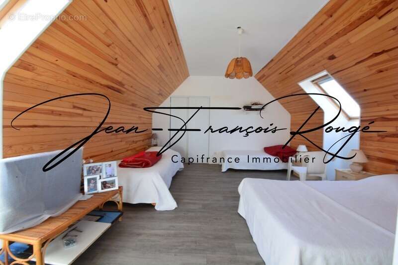 Maison à SAINT-GERMAIN-SUR-AY