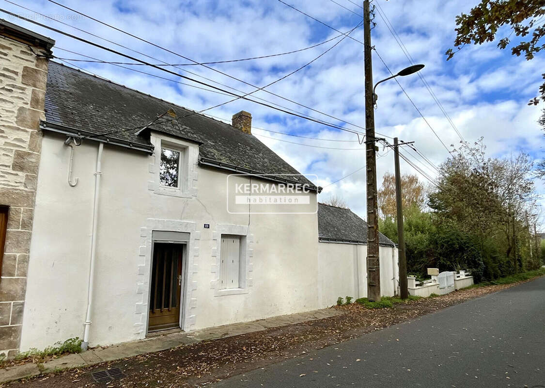 Maison à SAINT-MALO-DE-GUERSAC
