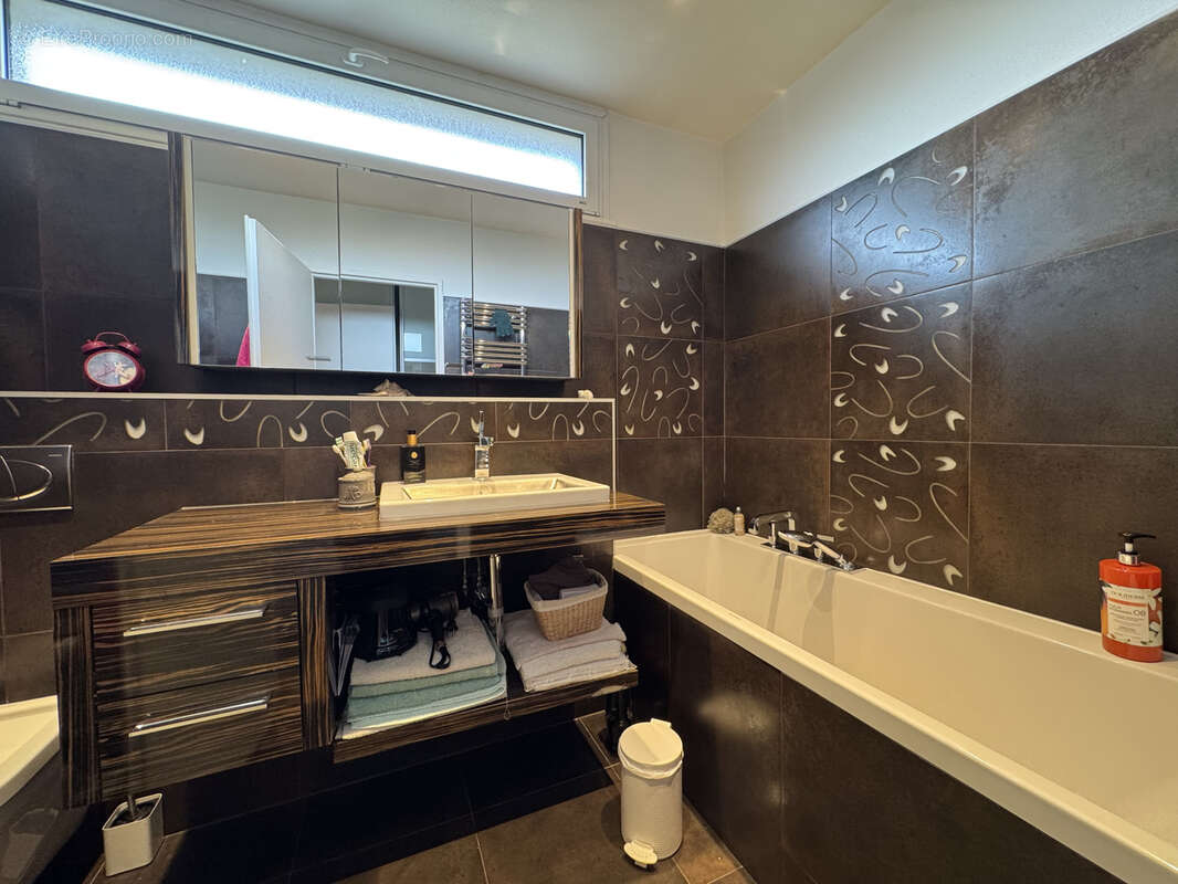 Appartement - 111 m2 - 5 pièces - Le Pecq - photo 11