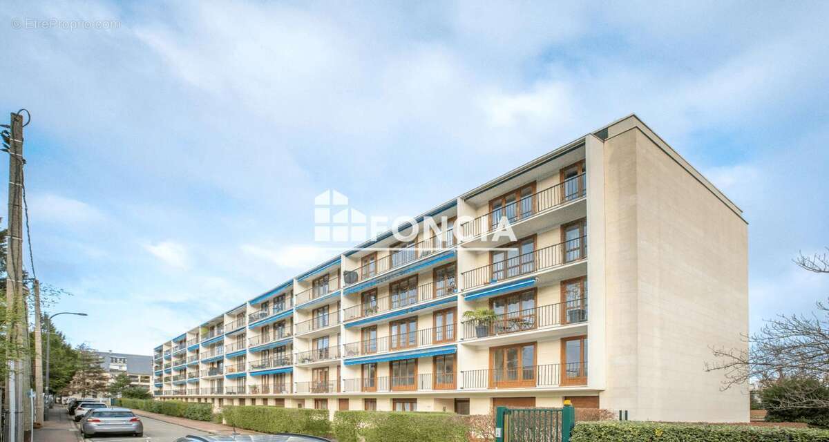 Appartement à MAISONS-LAFFITTE