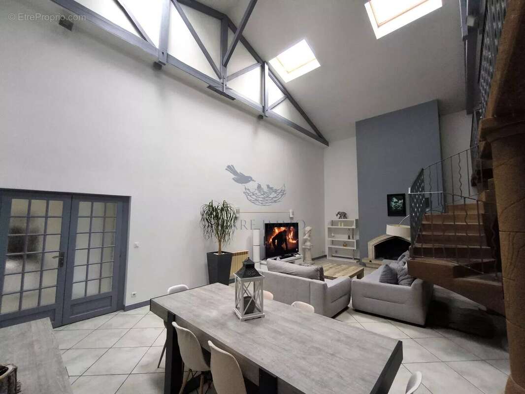 Appartement à LIERGUES