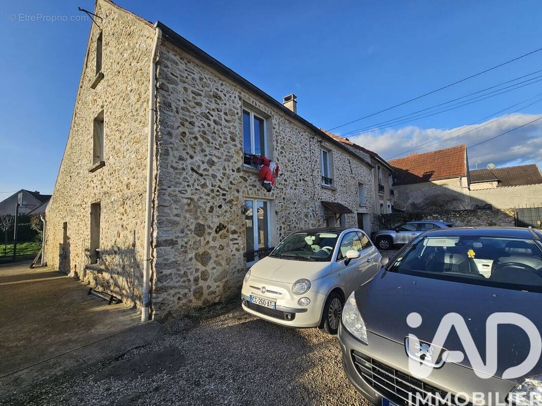 Photo 1 - Maison à LA FERTE-SOUS-JOUARRE