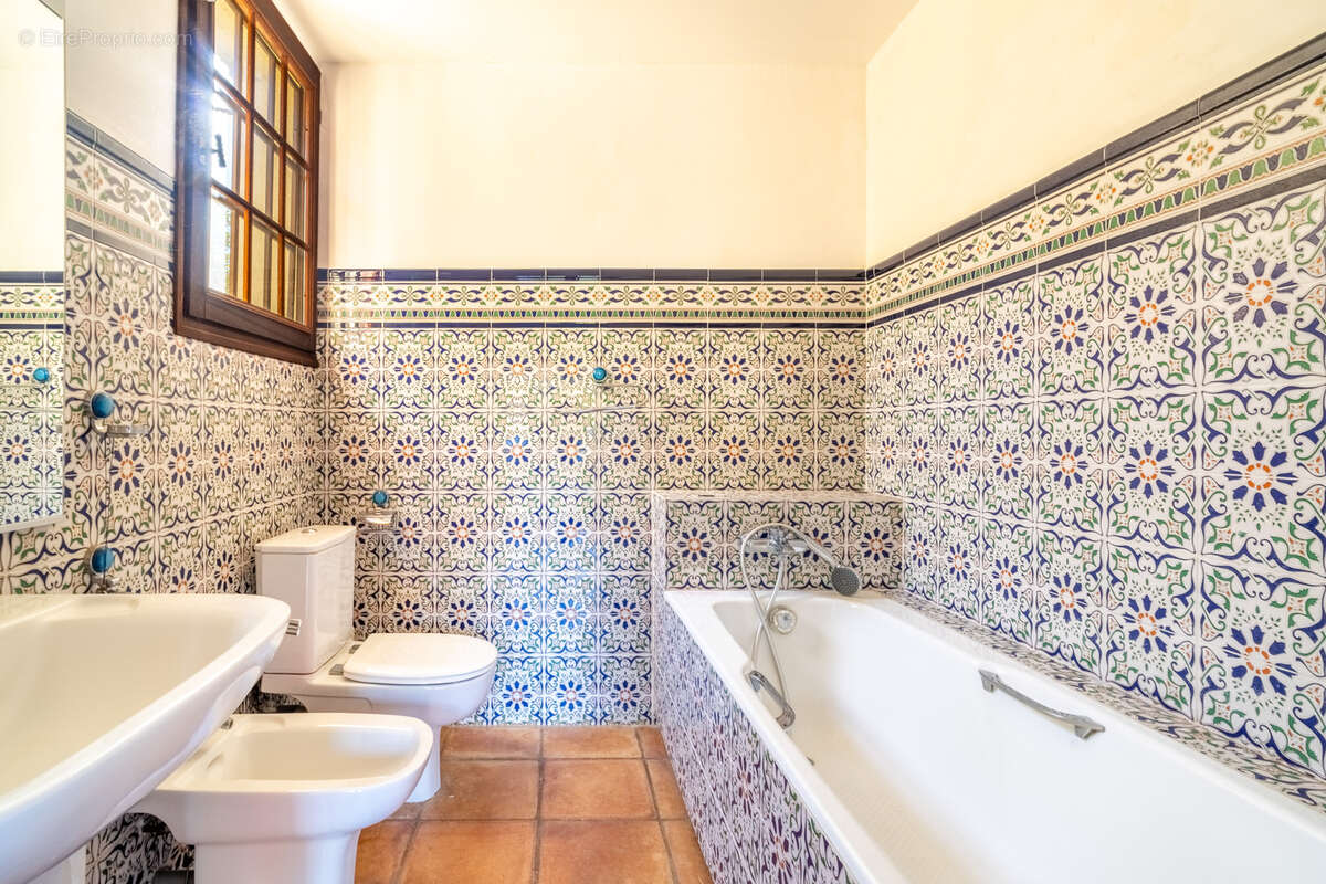 Maison à SIX-FOURS-LES-PLAGES