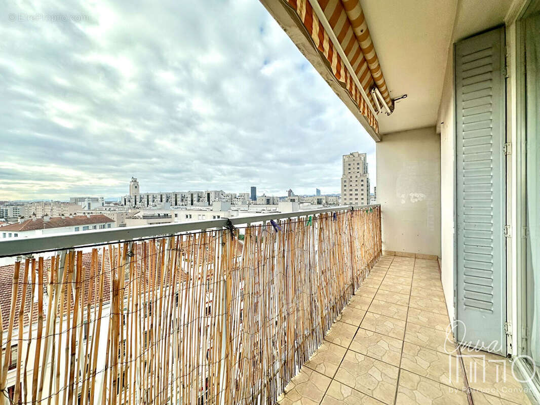 Gratte-Ciel - T4 /T5 de 85m² avec balcon, parking et cave - photo 2