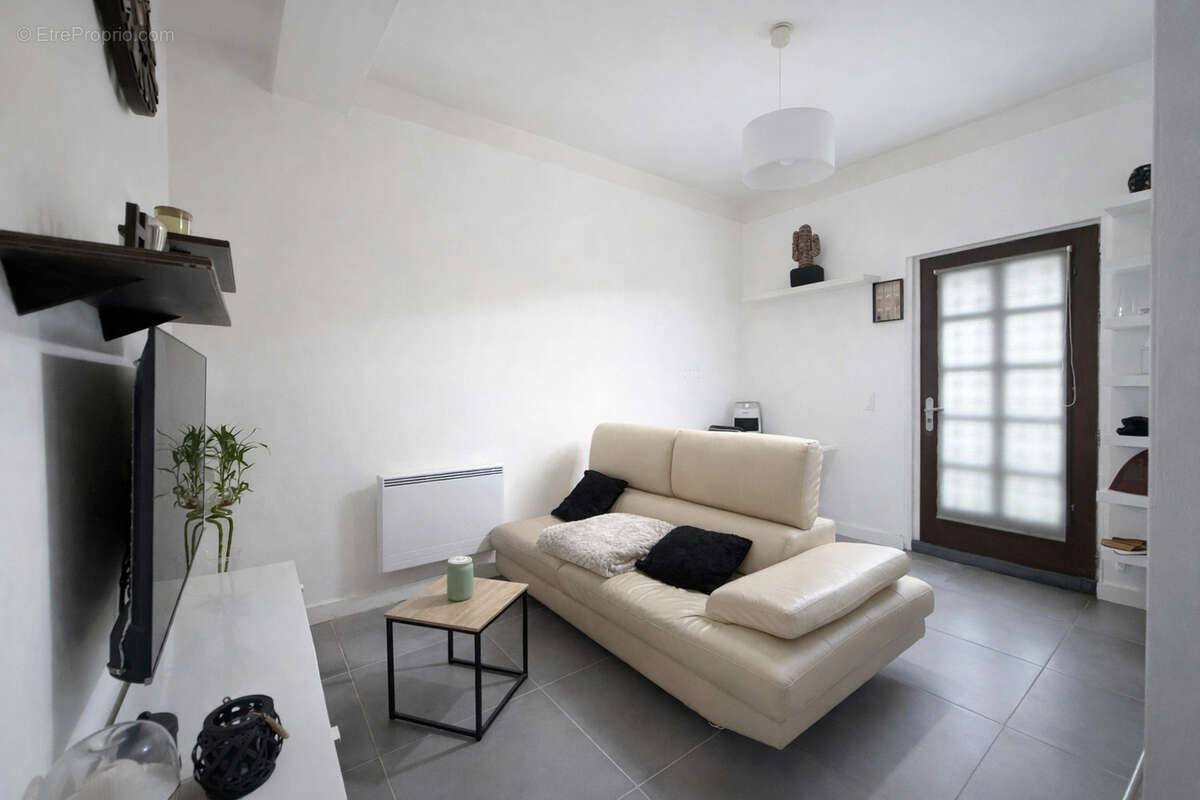 Appartement à OZOIR-LA-FERRIERE