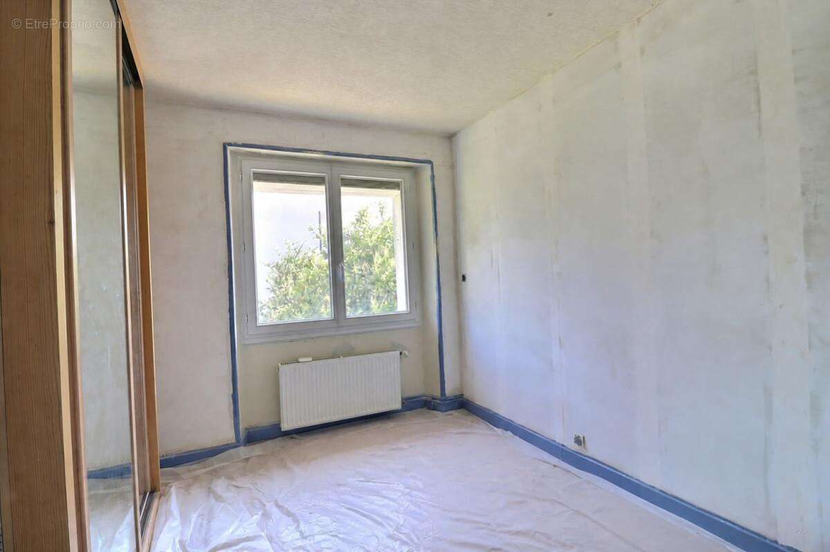 Maison à LA TERRASSE