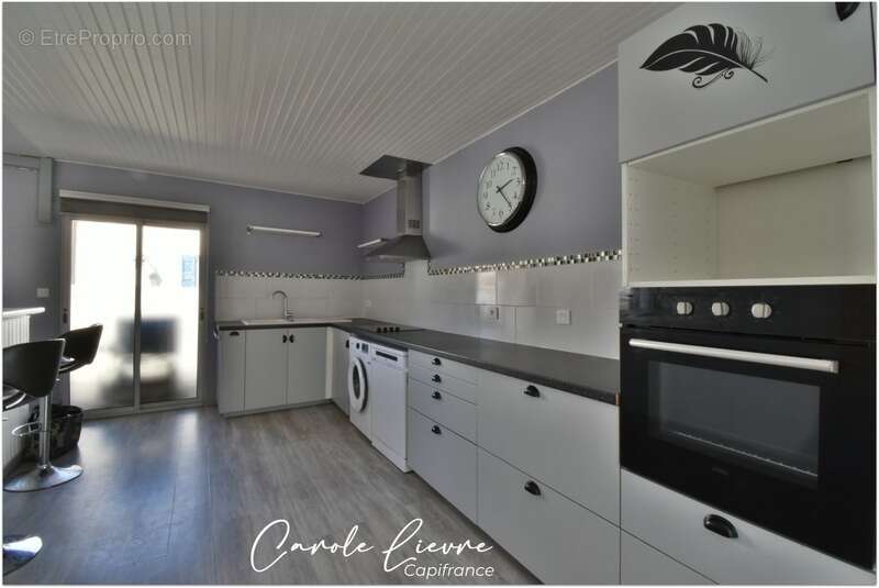 Appartement à LEZIGNAN-LA-CEBE