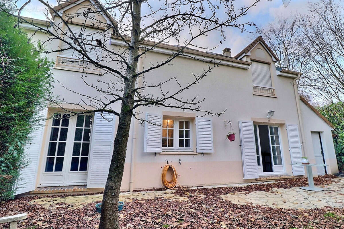 Maison à SAINT-GERMAIN-EN-LAYE