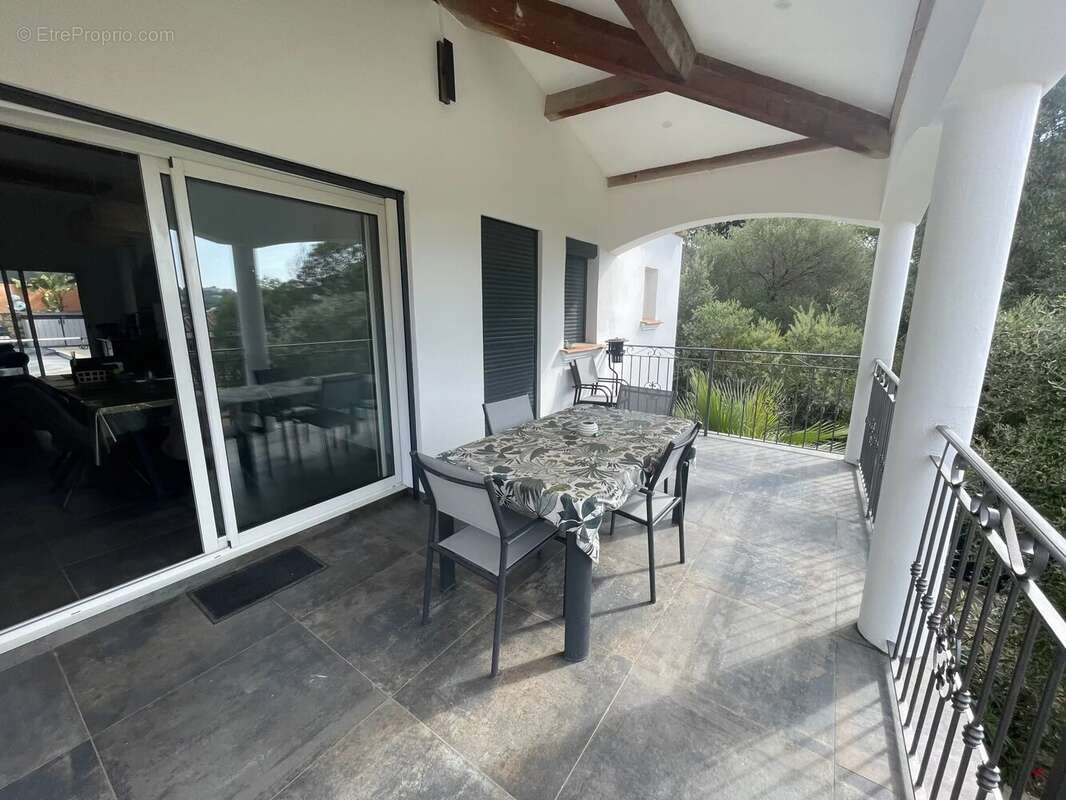 Maison à CAVALAIRE-SUR-MER