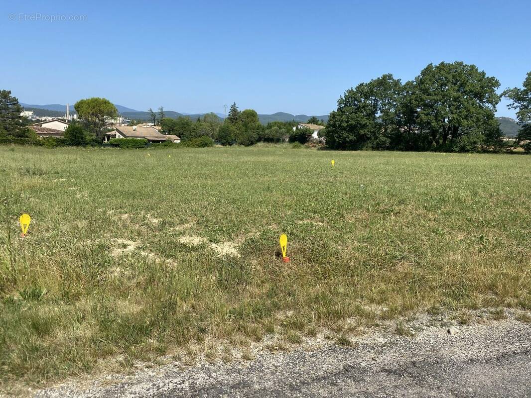 Terrain à SALINDRES