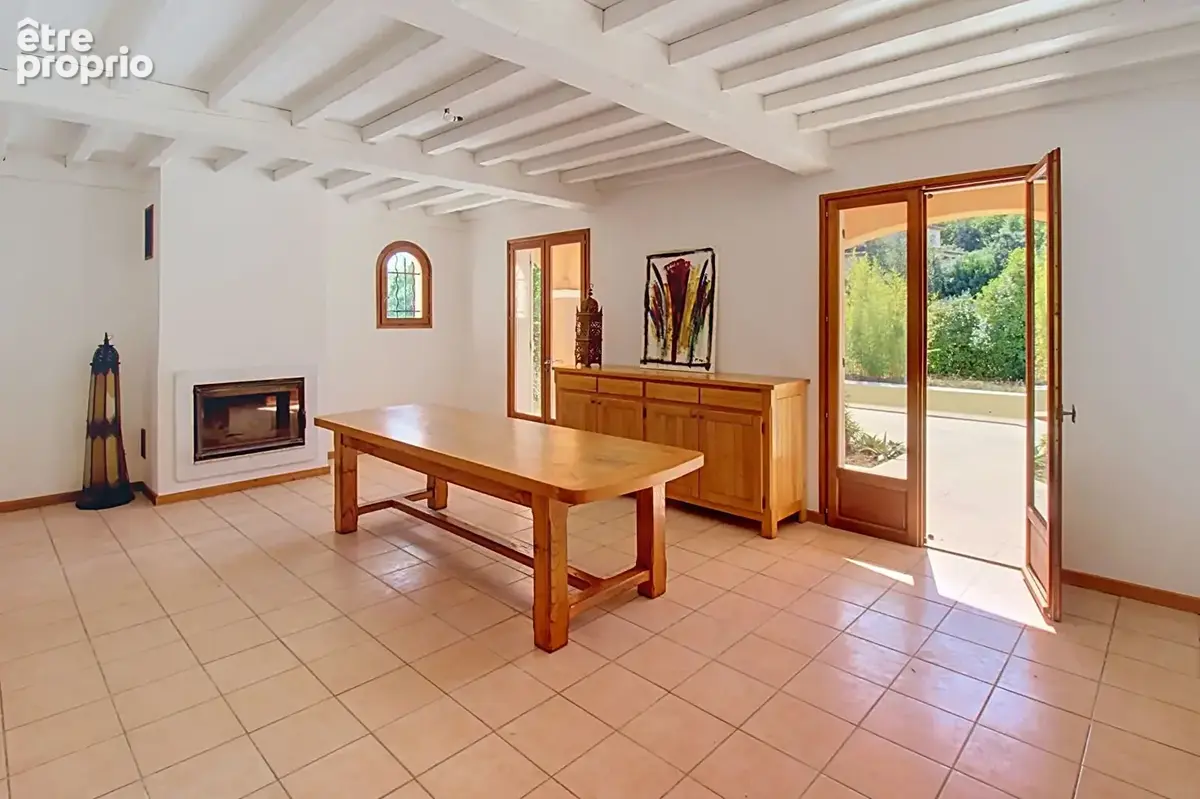 En exclusivité Villa à Lorgues T7 : 4/5 chambres / 161m2 au sol / piscine/ 4003m2  clos ! - photo 4