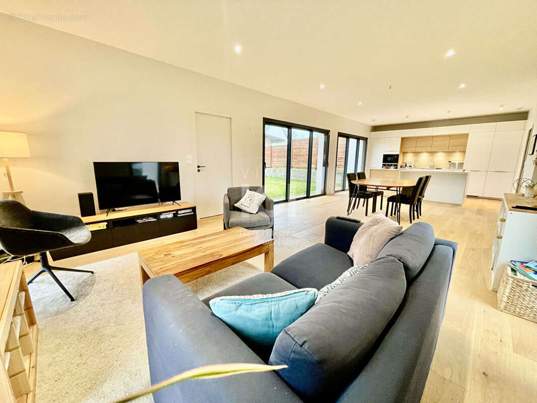 Maison à TREILLIERES