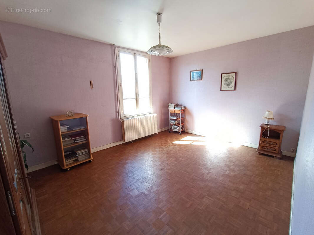 Maison à SANCERGUES