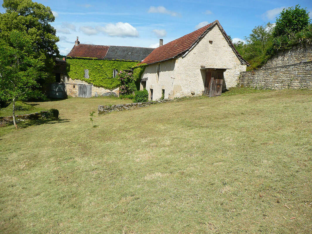 Corps de ferme - Vailhourles - photo 5