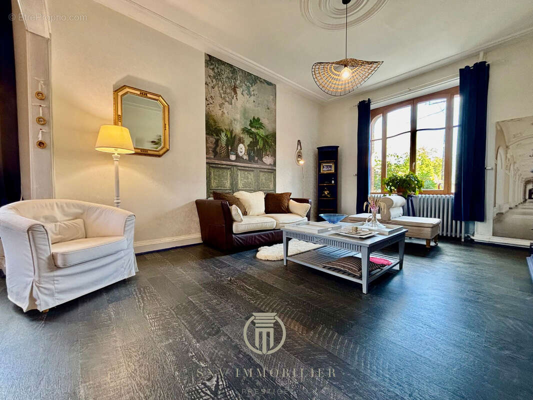 Maison à CHAMBLEY-BUSSIERES