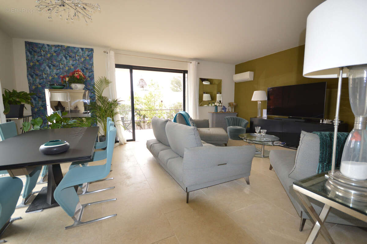 Maison à SAINT-RAPHAEL