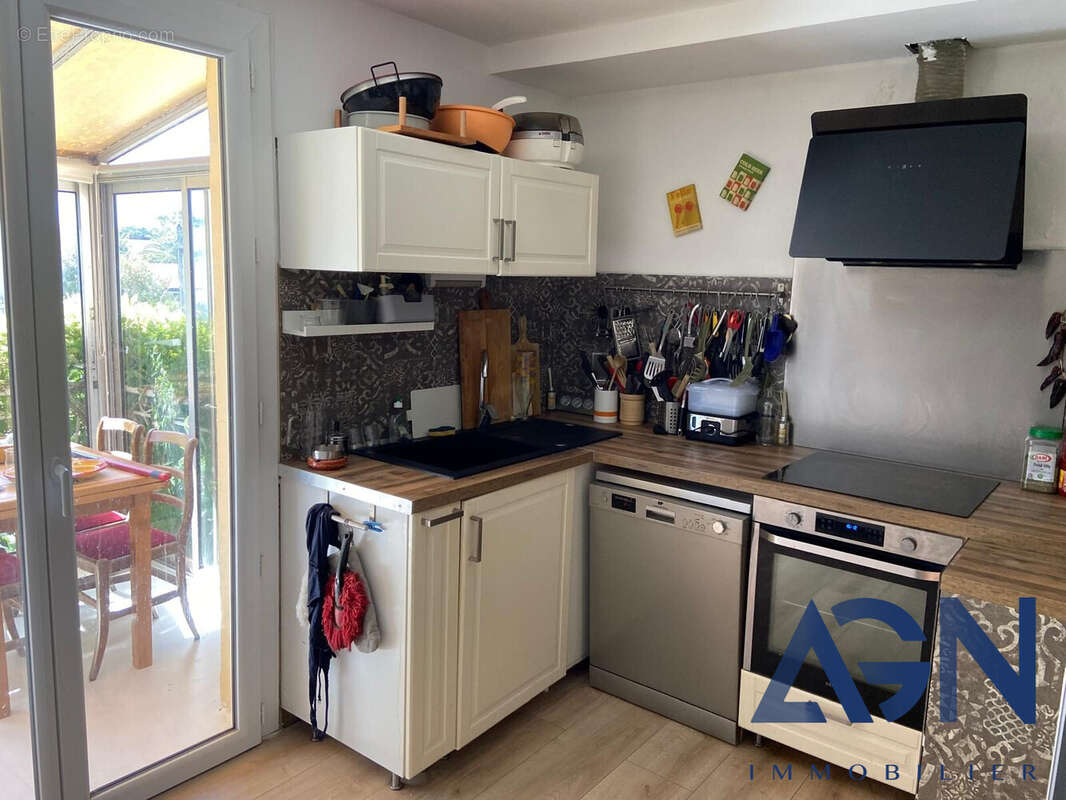 Maison 110 m² à Agde  - photo 3