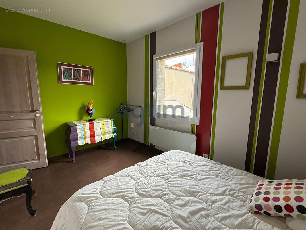 Maison à NESMY