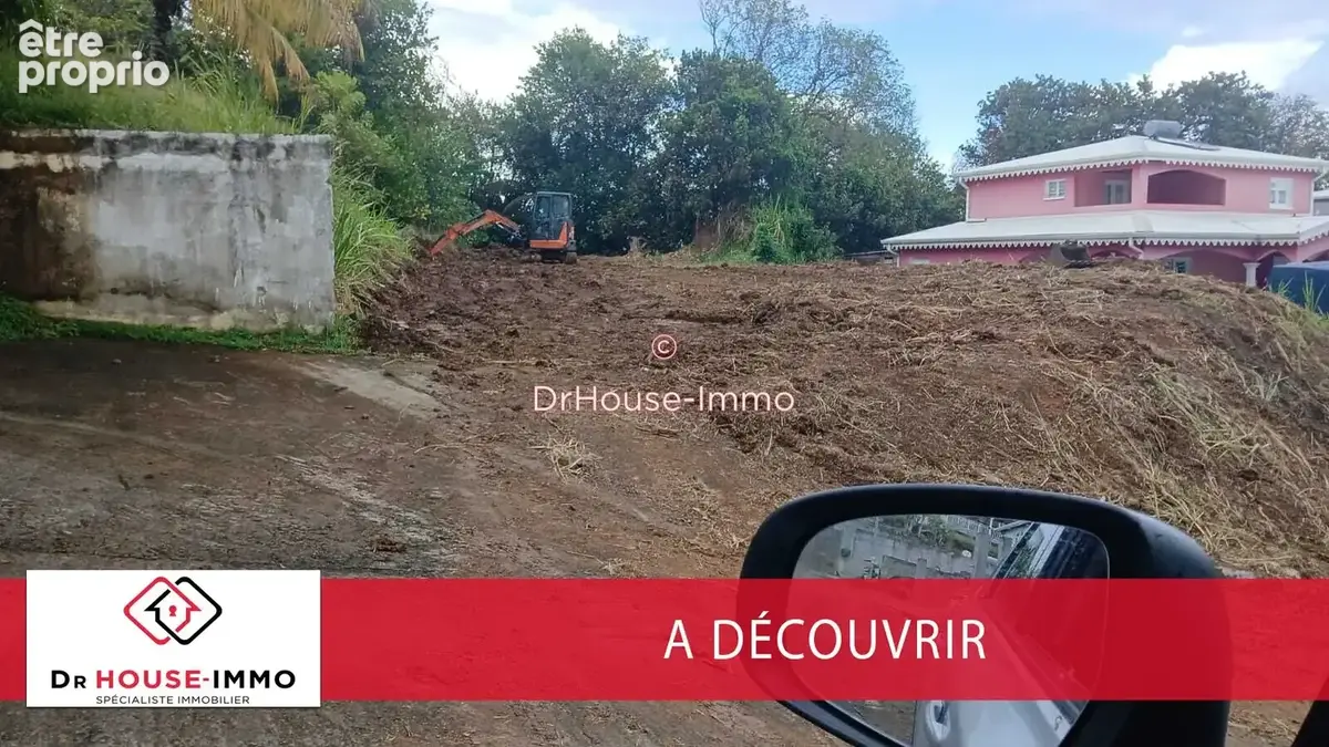 Terrain 592 m² à vendre à Le Lorrain (97214) - photo 3