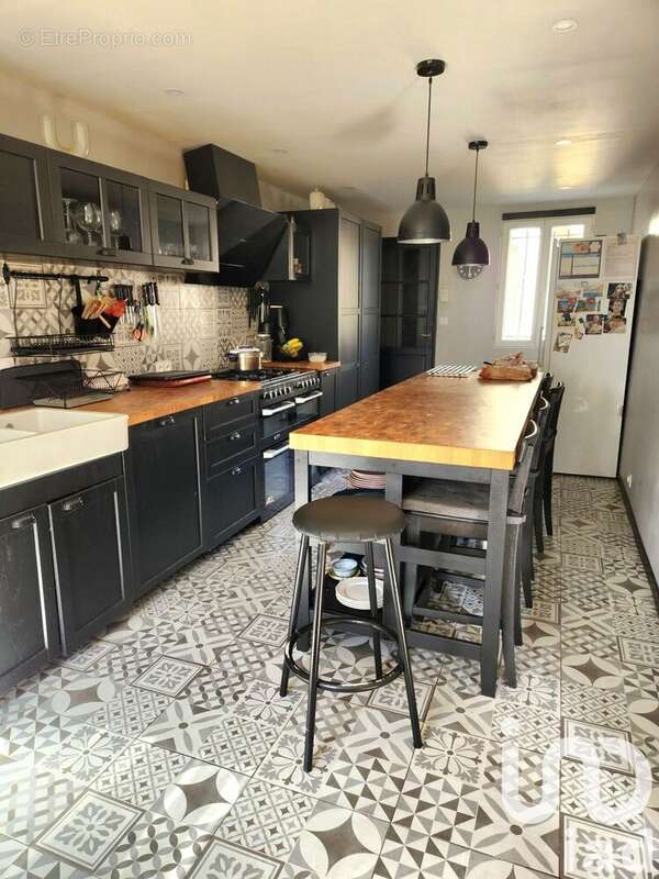 Maison 220 m² à Boisredon  - photo 4