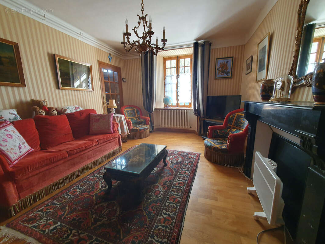 Maison à LIEUTADES