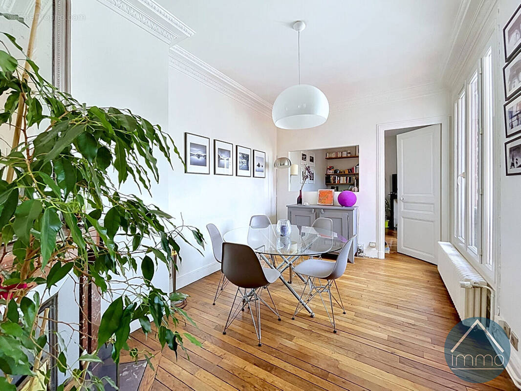 Appartement à ASNIERES-SUR-SEINE