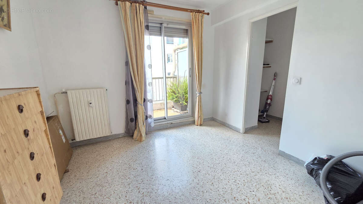 Nice ouest  proche mer  dernier etage 4 p,  ,  terrasse 60 m2 - photo 7