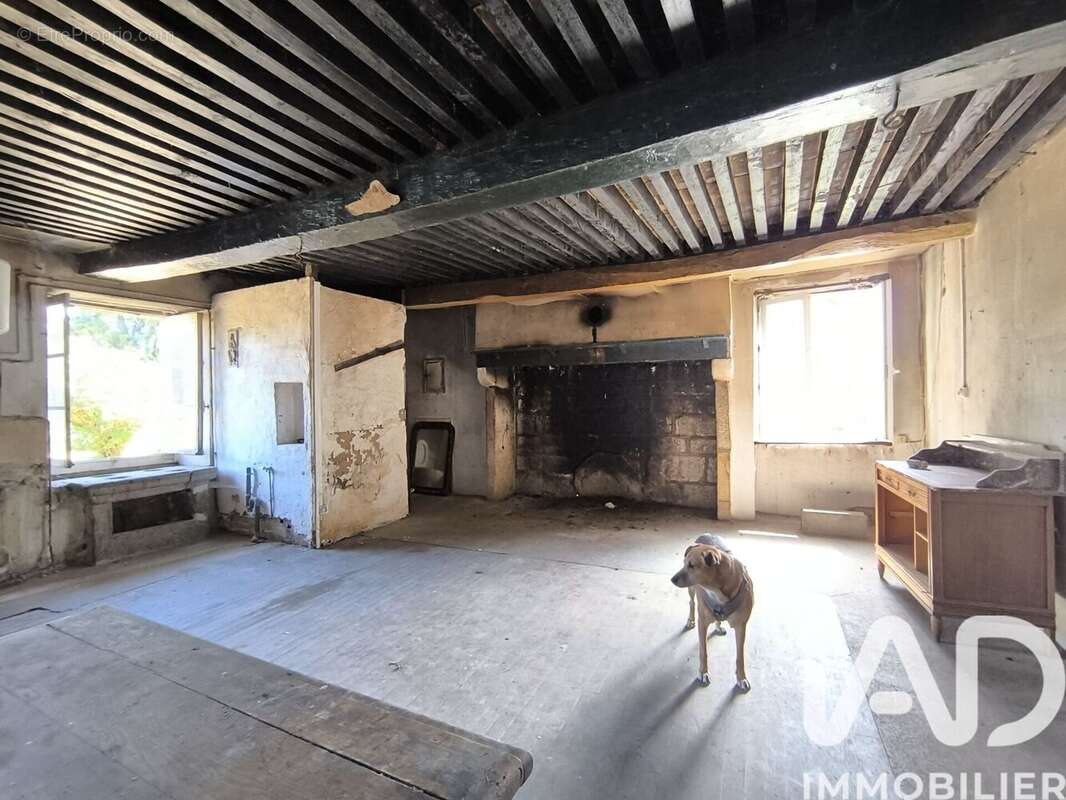 Maison 80 m² à Magnat-L'etrange  - photo 7