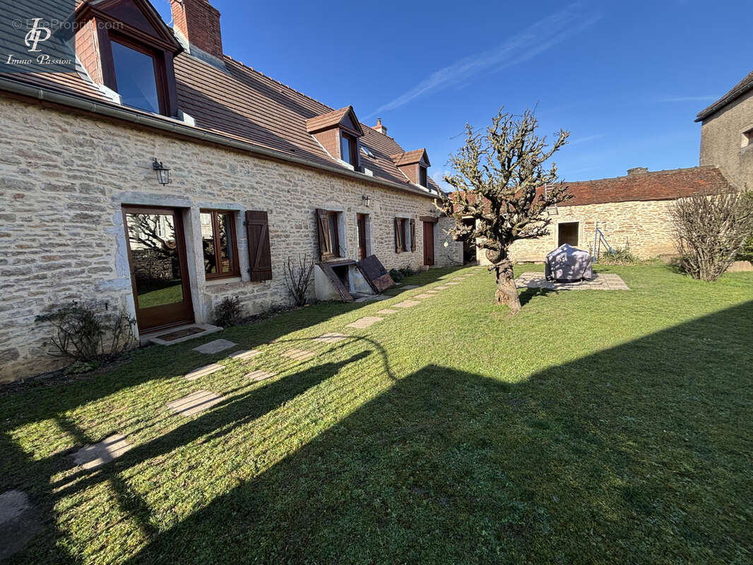 Maison à GEVREY-CHAMBERTIN
