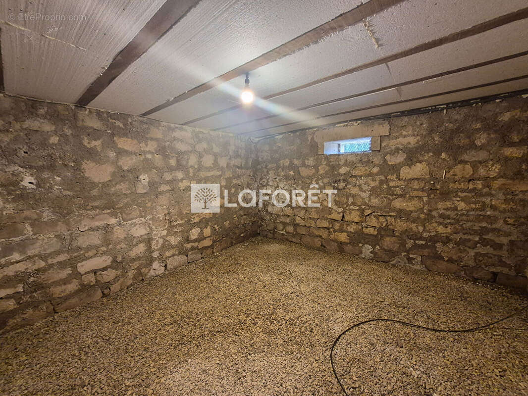 Maison 3 chambres au calme, proche commodités avec terrain et garage. - photo 9