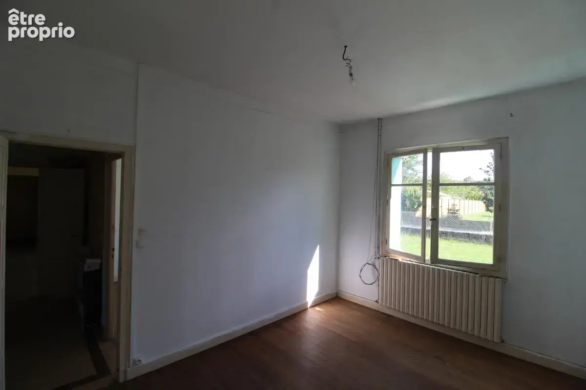 Maison à rénover avec terrain constructible – Proche des commodités - photo 2