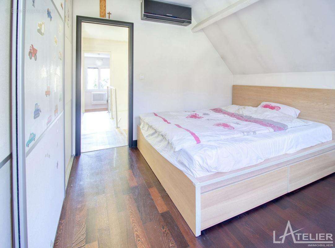 Maison 120 m² à Marly-Le-Roi  - photo 10