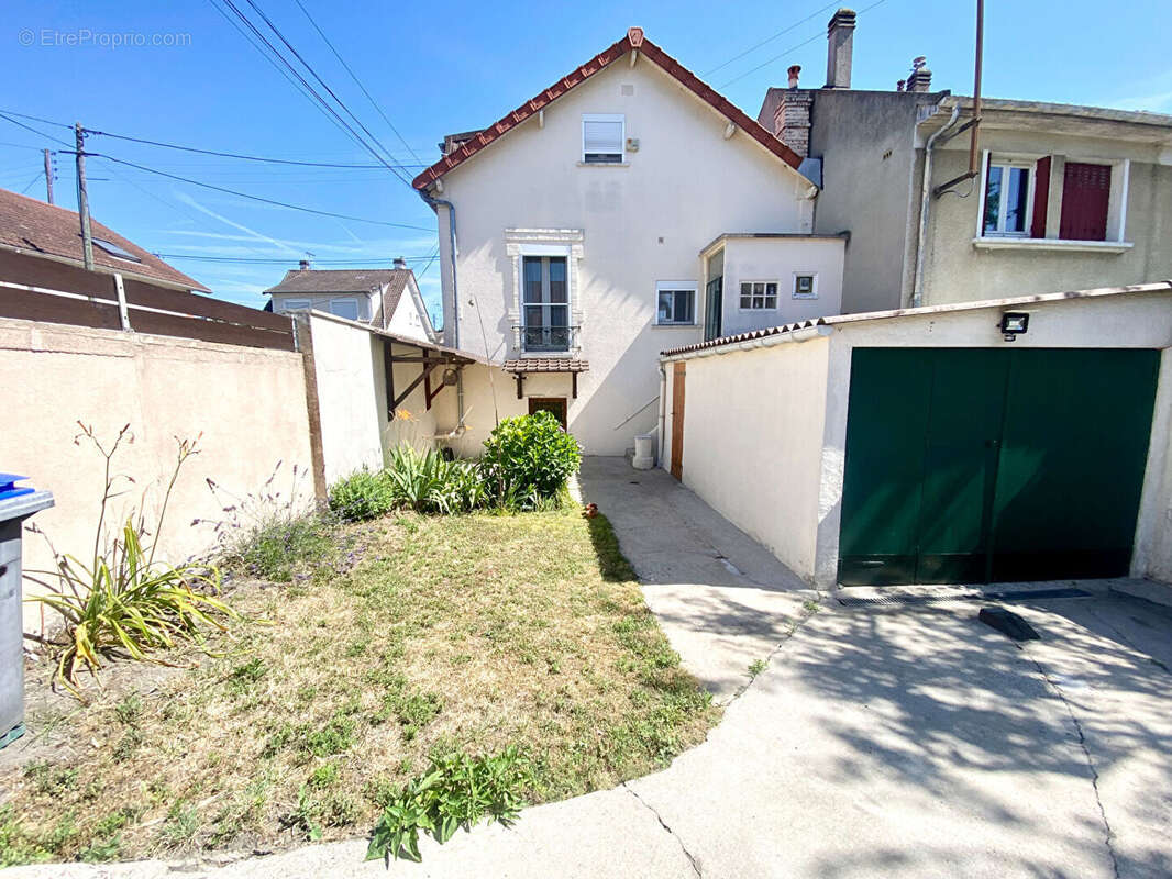 Maison à BEZONS