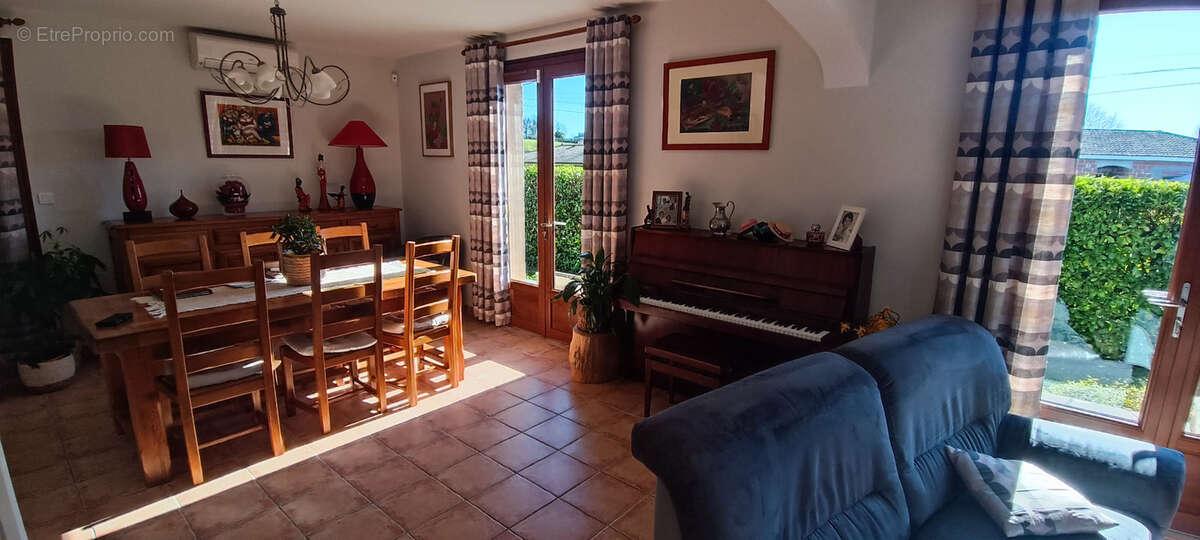 Maison à CAUSSADE
