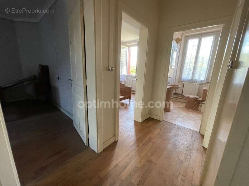 Maison à BERSAC-SUR-RIVALIER