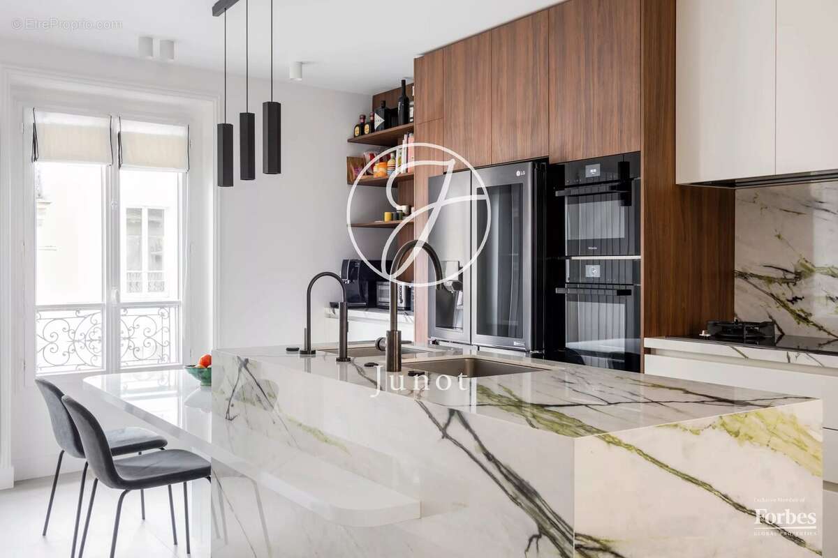 Appartement à PARIS-5E