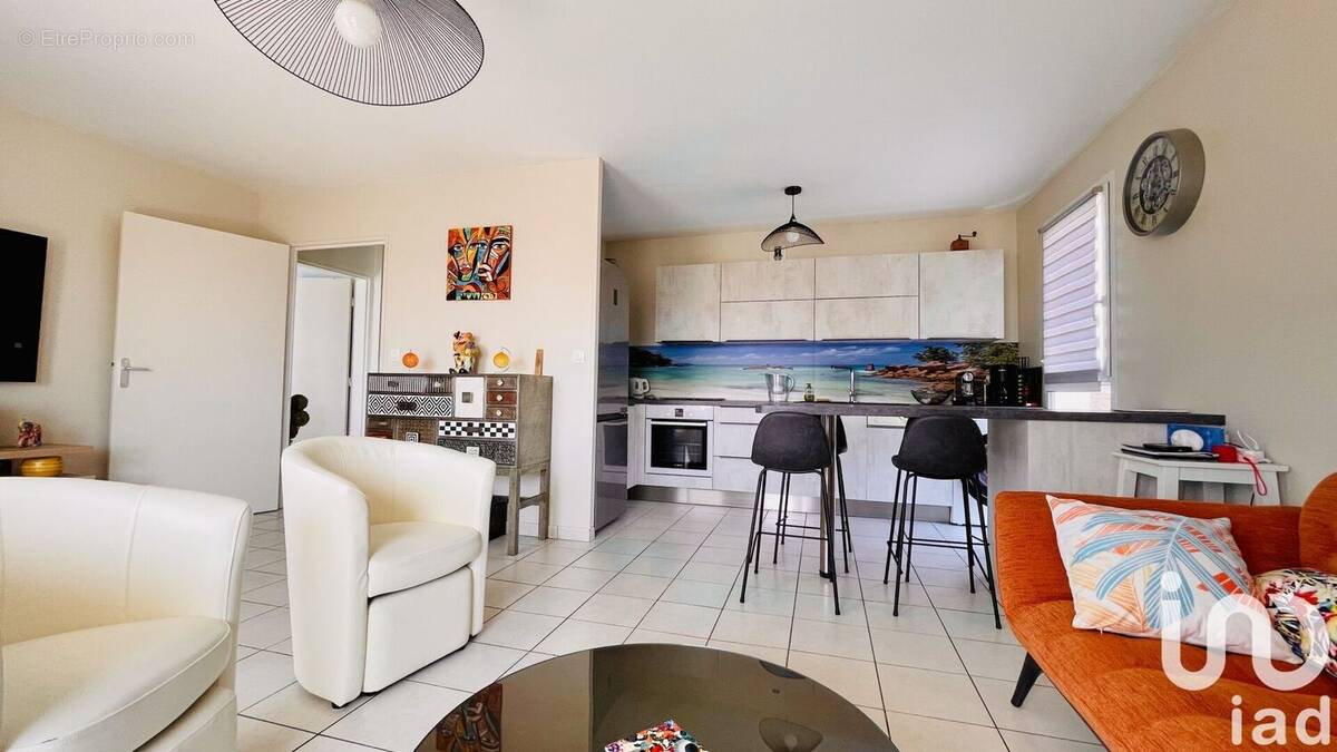 Photo 1 - Appartement à LA LONDE-LES-MAURES