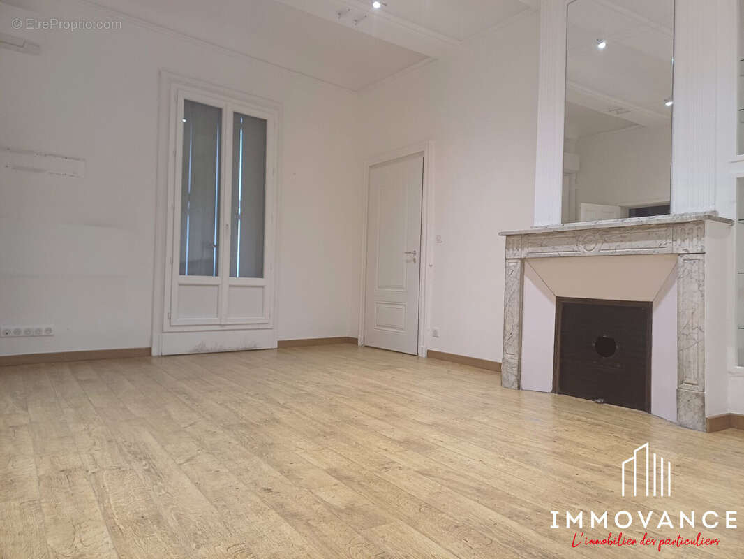 Appartement à LUNEL